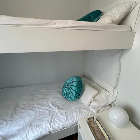 Bonito Piso Con Garaje Cerca De Playas